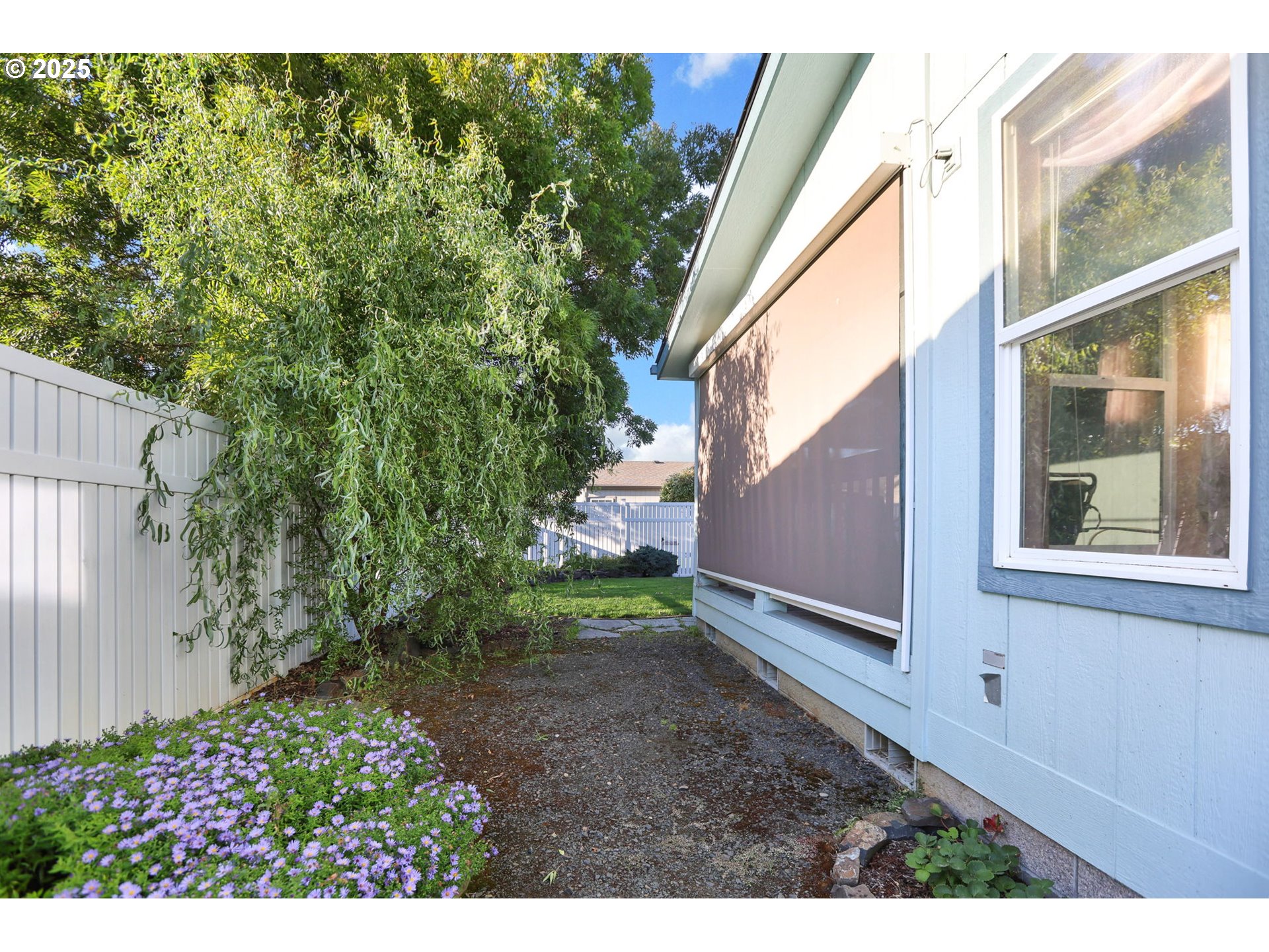 2488 NORTHAMPTON, Eugene, OR, 97404