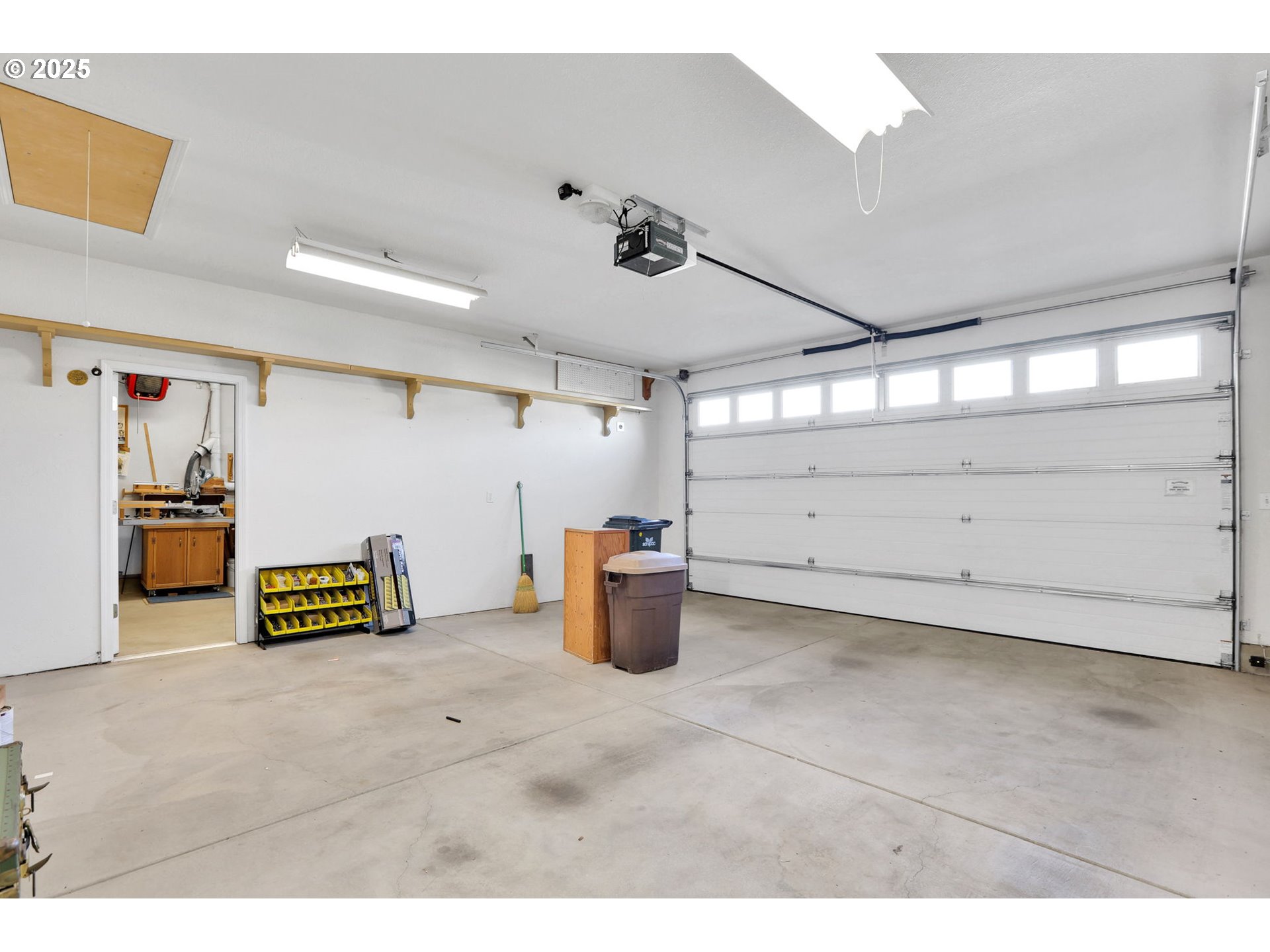 2488 NORTHAMPTON, Eugene, OR, 97404