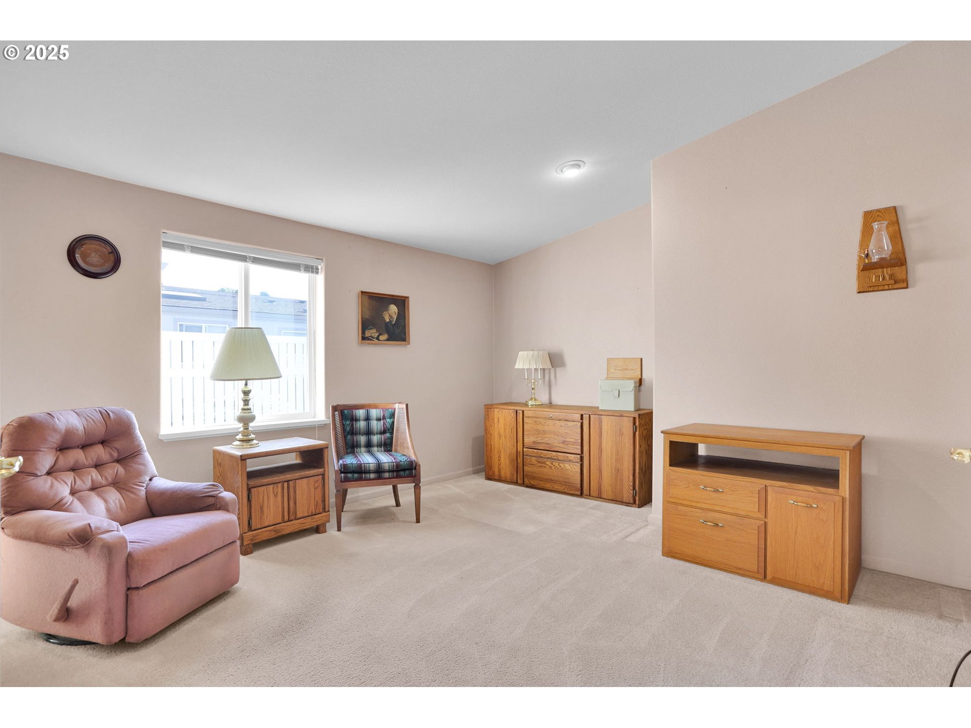 2488 NORTHAMPTON, Eugene, OR, 97404