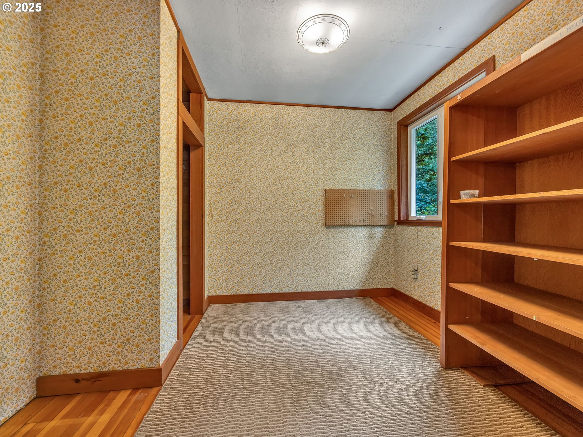 44072 Anderson LN, Astoria, OR, 97103