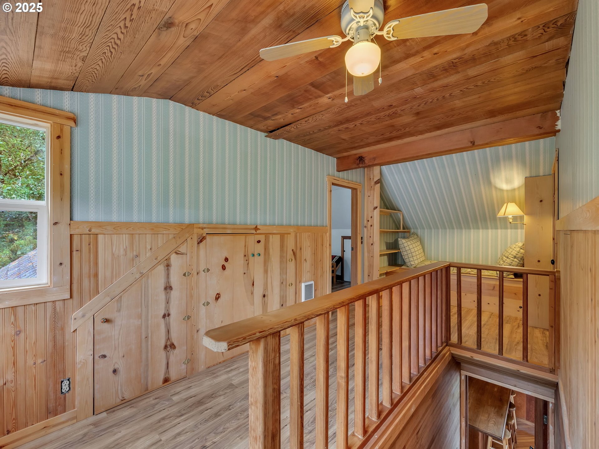 44072 Anderson LN, Astoria, OR, 97103
