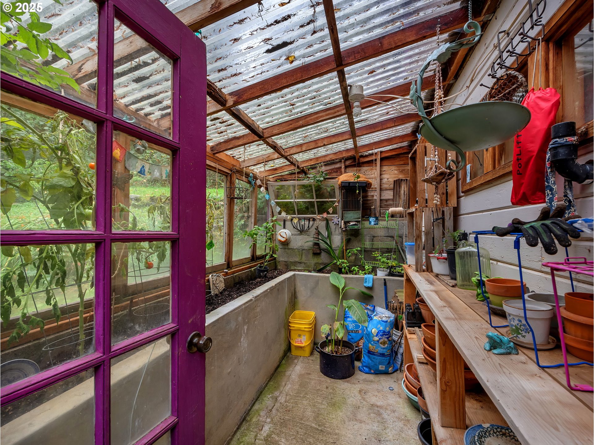 44072 Anderson LN, Astoria, OR, 97103