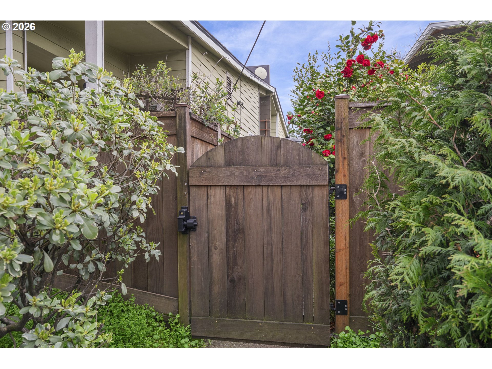 Photo #5: 606987287 Listing: Photo #5