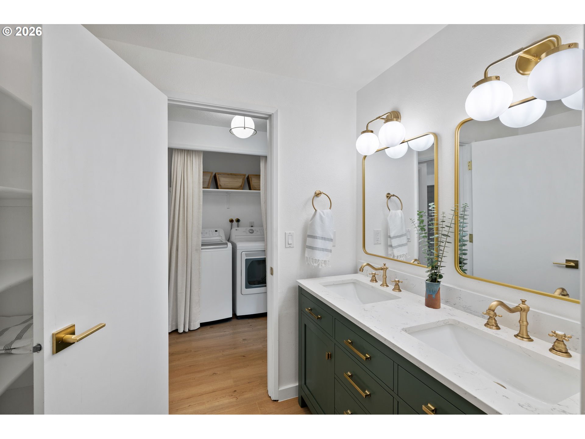 Photo #19: 607747174 Listing: Photo #19