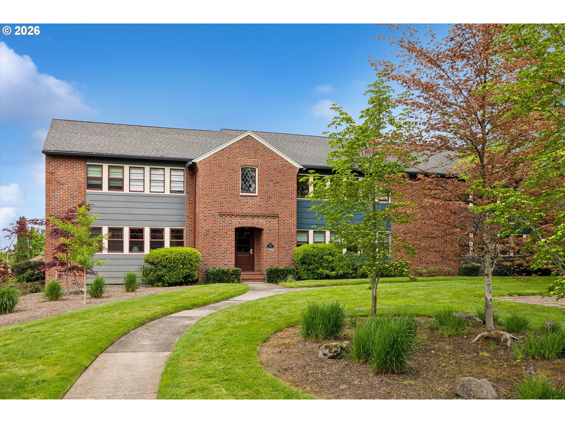 Photo #1: 608091020 Listing: Photo #1