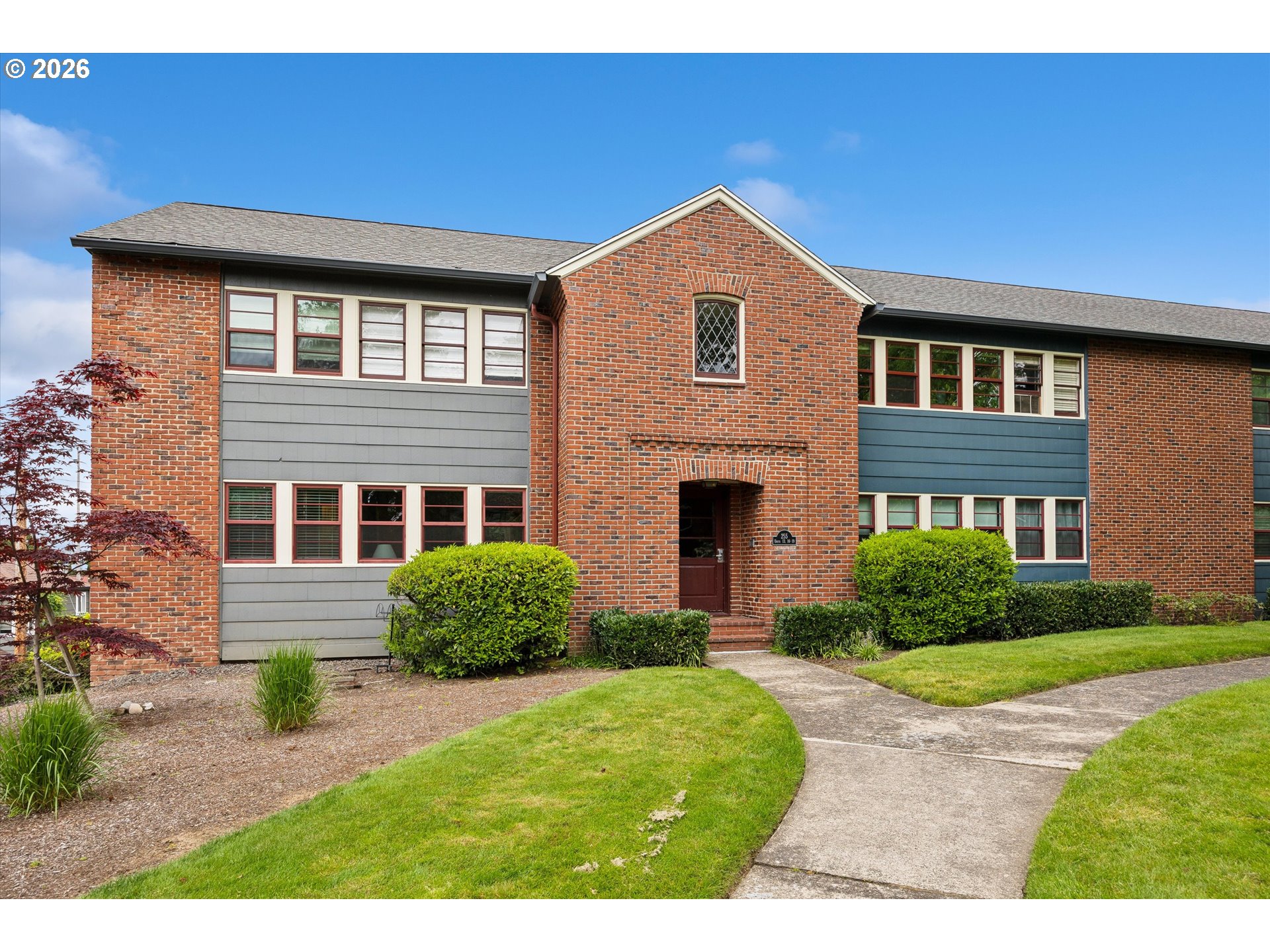 Photo #2: 608091020 Listing: Photo #2
