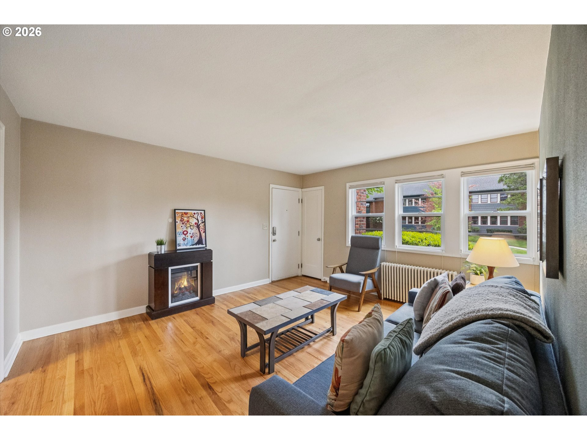 Photo #8: 608091020 Listing: Photo #8