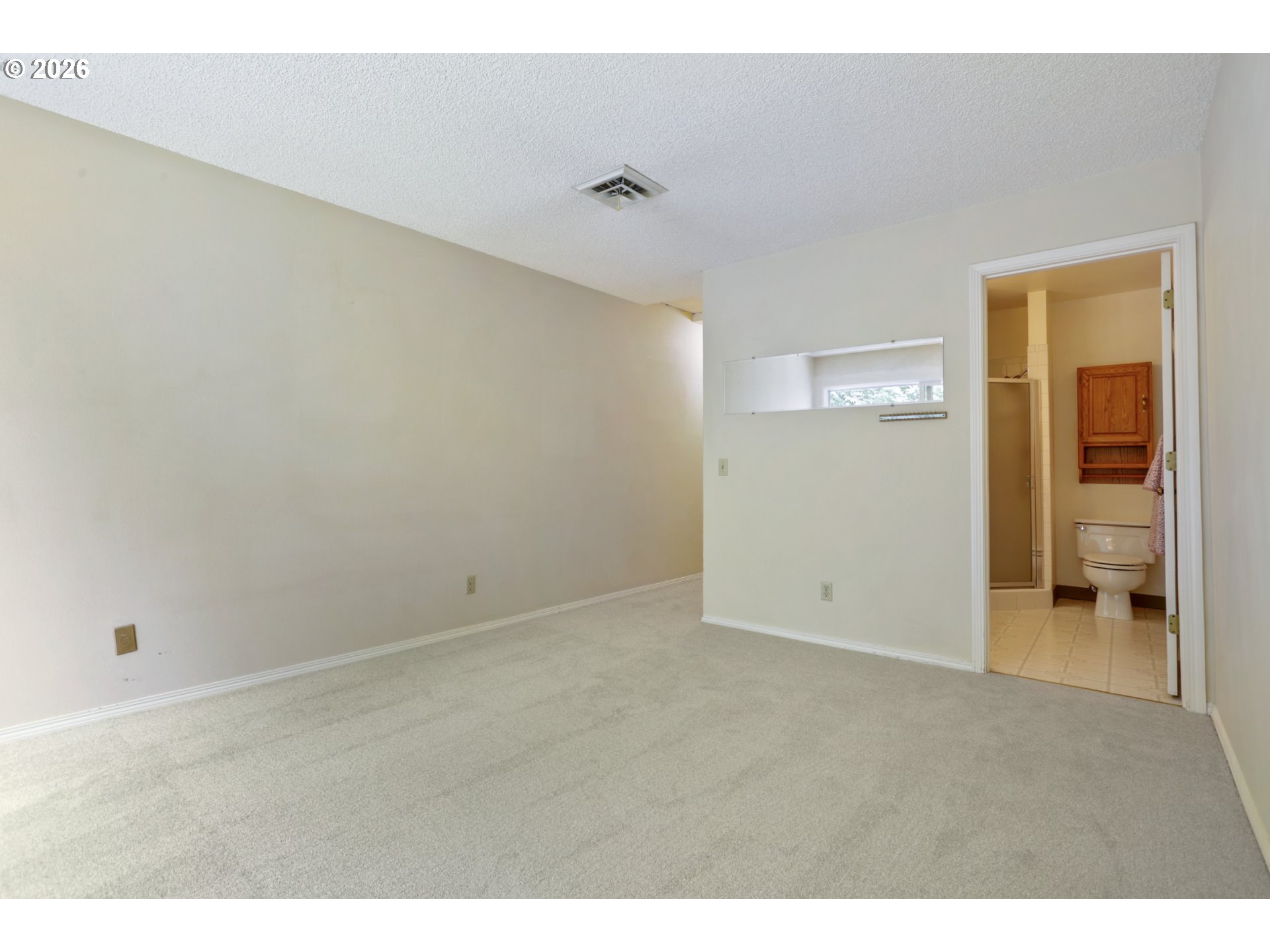 Photo #17: 608207593 Listing: Photo #17