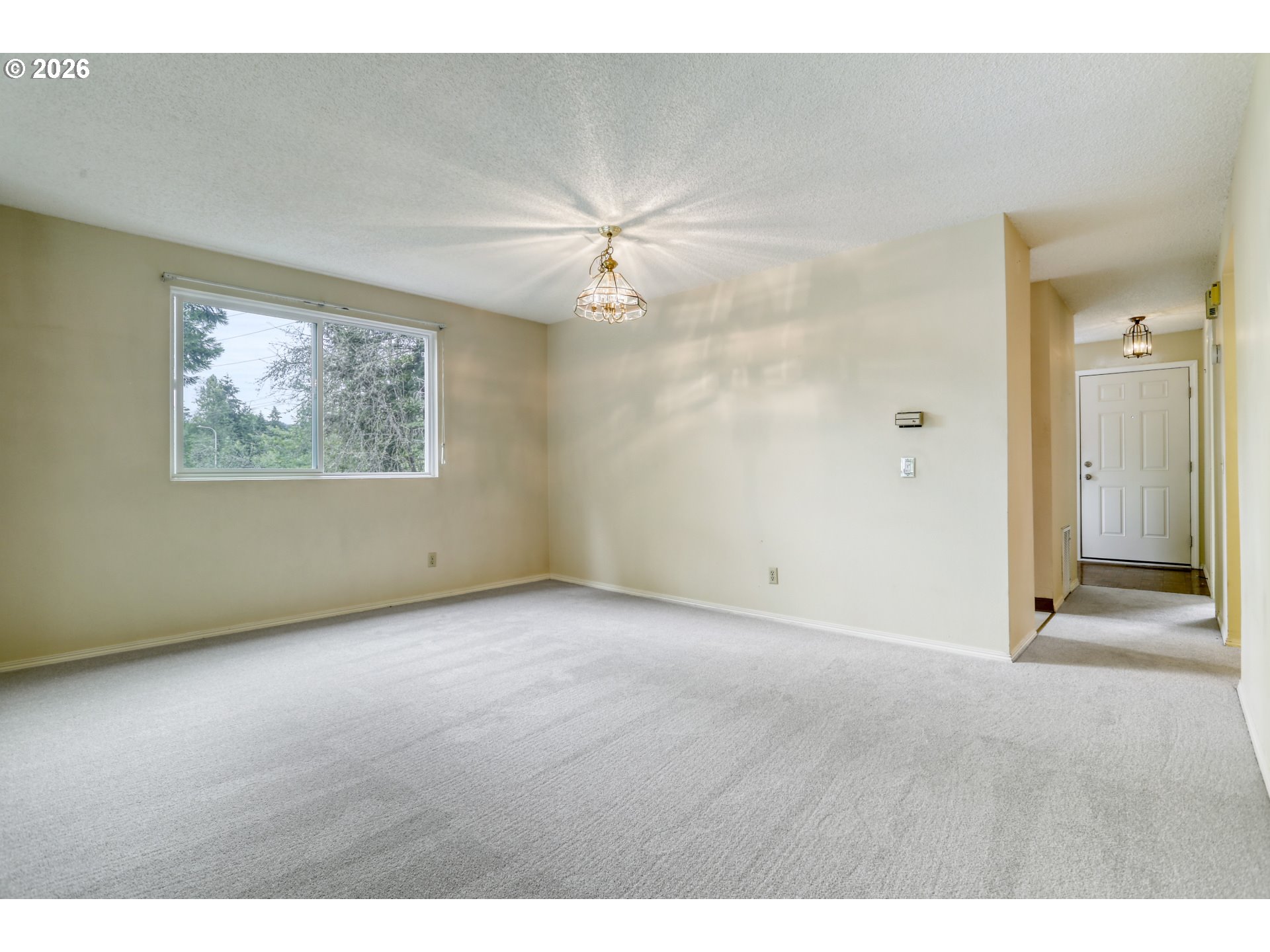 Photo #8: 608207593 Listing: Photo #8