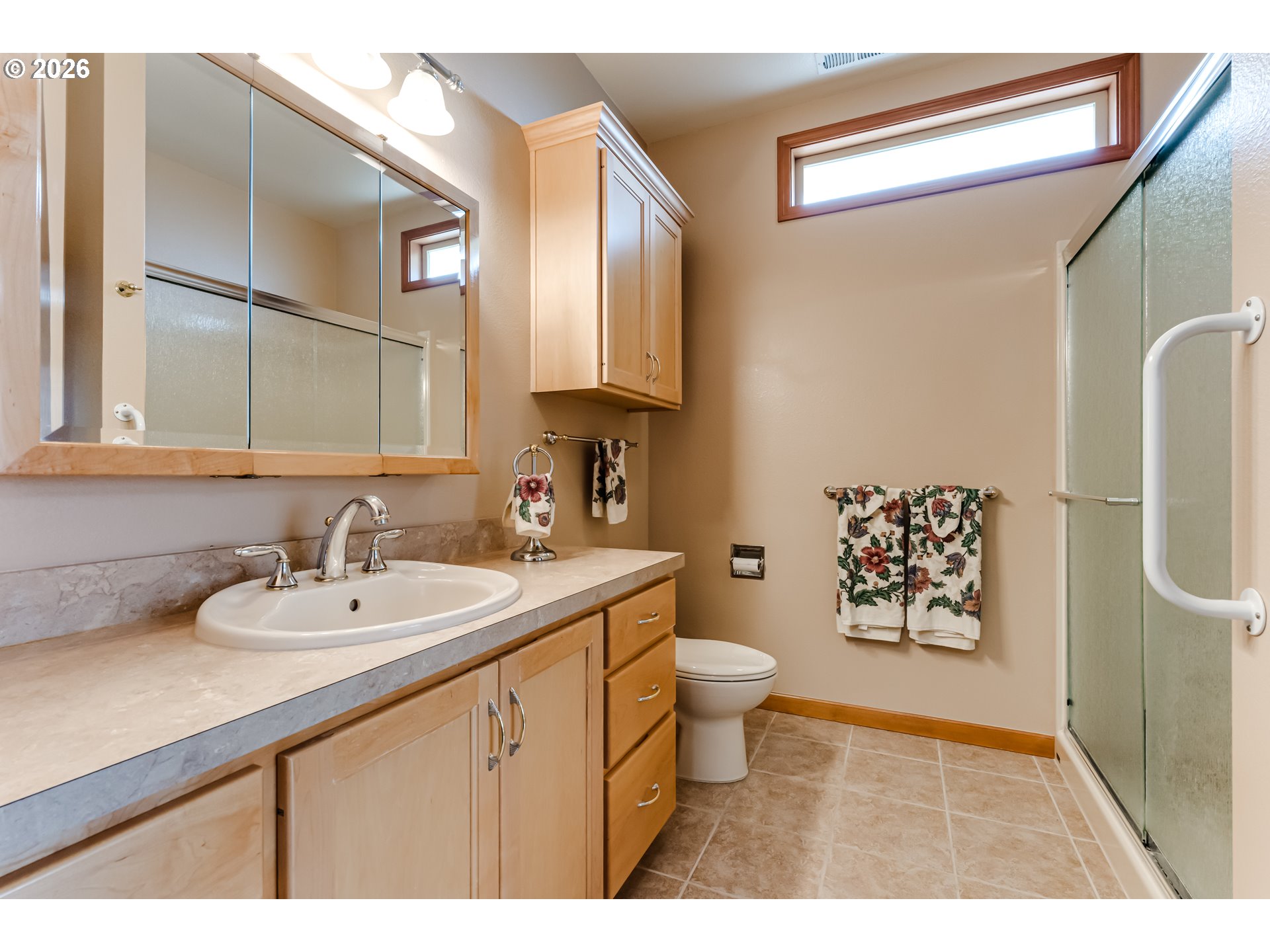2099 LAKE SHORE DR, Eugene, OR, 97408
