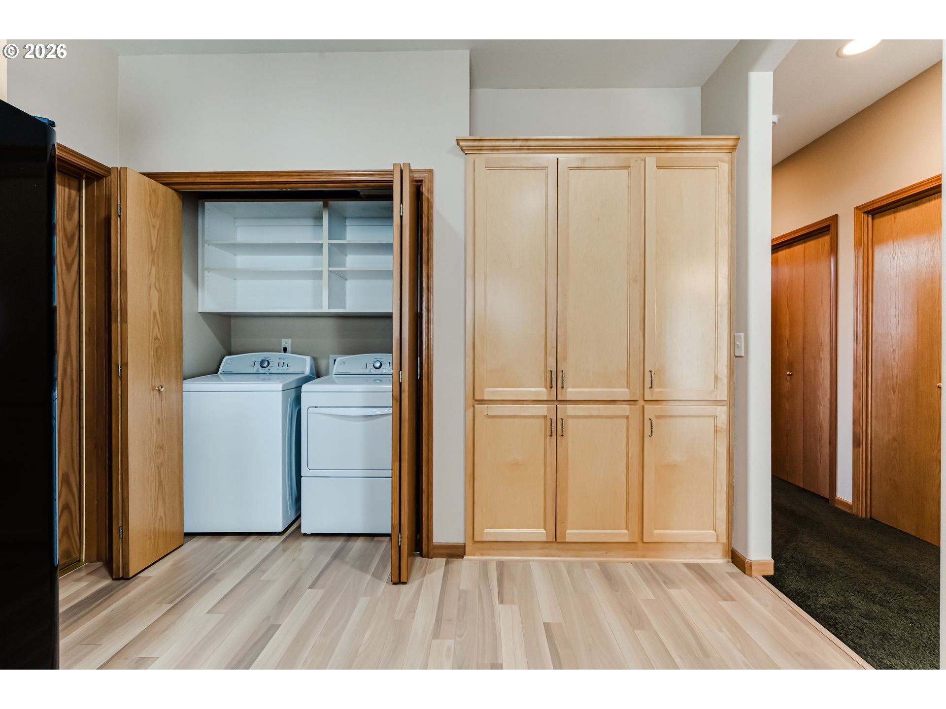 2099 LAKE SHORE DR, Eugene, OR, 97408