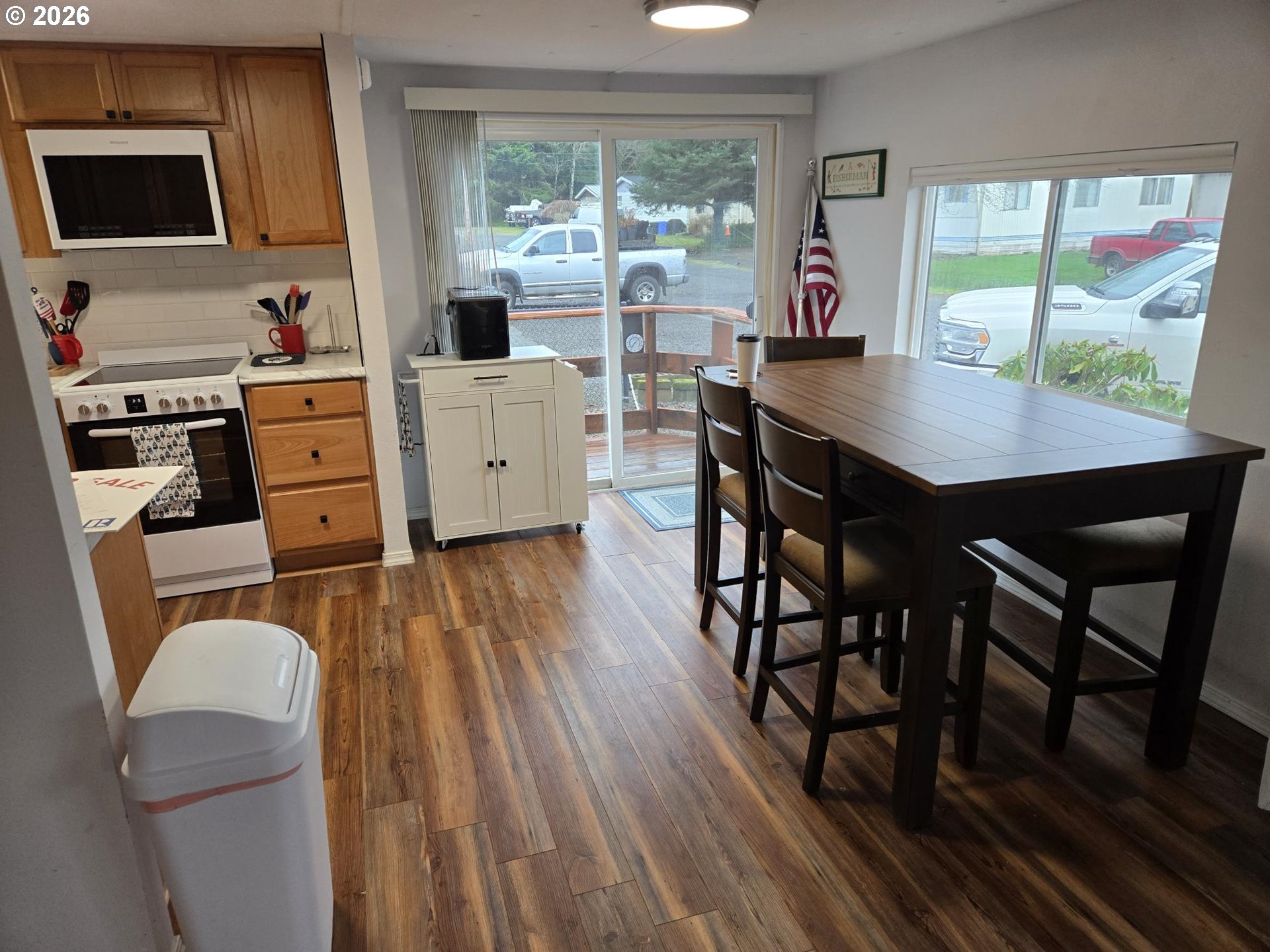 624 S S Dolphin ST, Rockaway Beach, OR, 97136