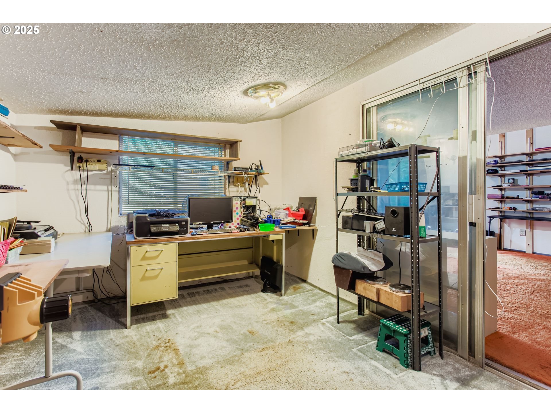 4201 CHILDS RD, Lake Oswego, OR, 97034