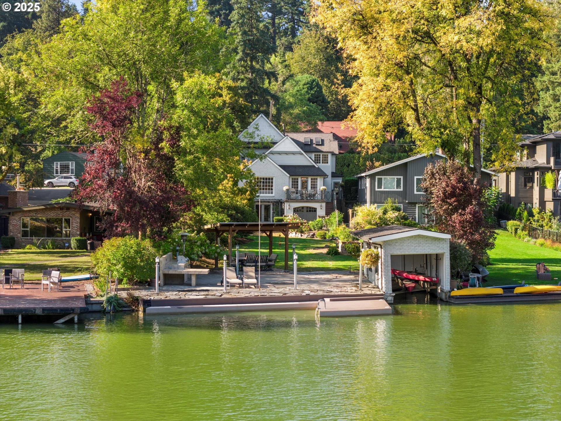 4368 LAKEVIEW BLVD, Lake Oswego, OR, 97035