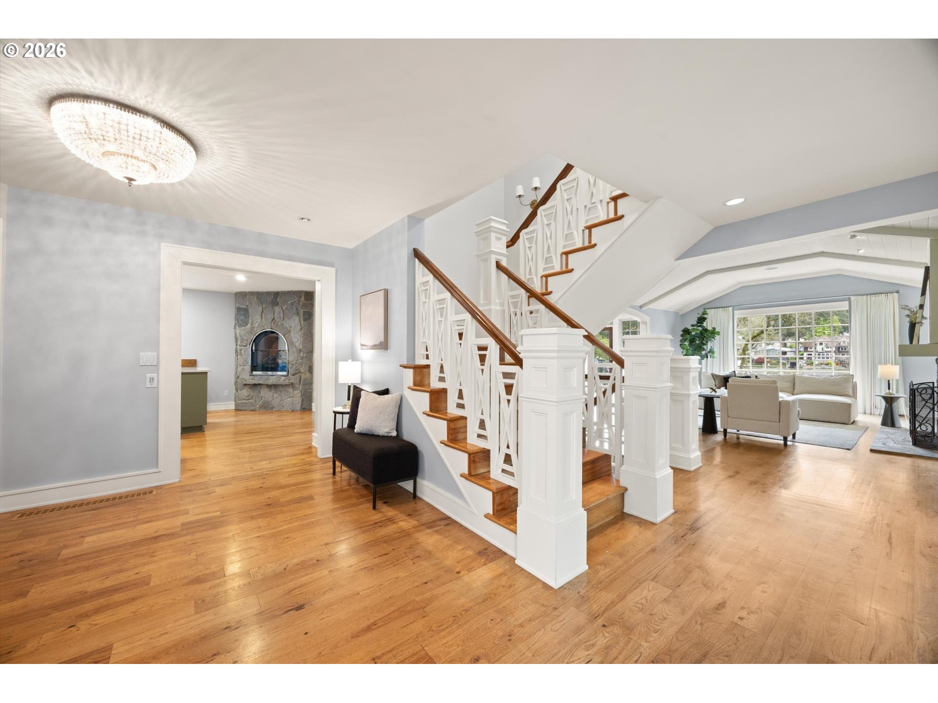 4368 LAKEVIEW BLVD, Lake Oswego, OR, 97035