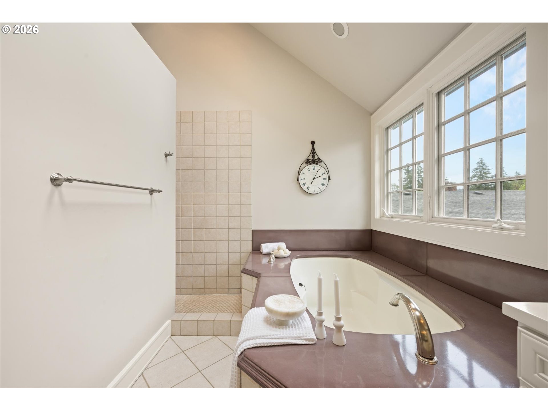 4368 LAKEVIEW BLVD, Lake Oswego, OR, 97035