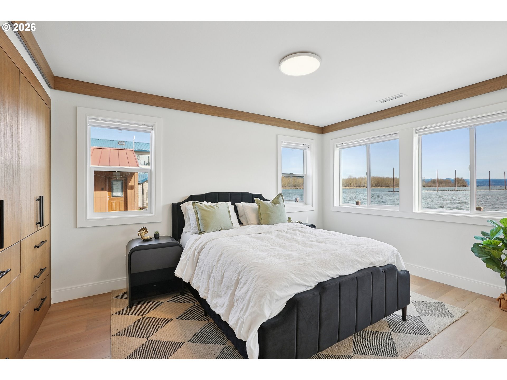 18989 NE Marine DR UNIT A6, Portland, OR, 97230