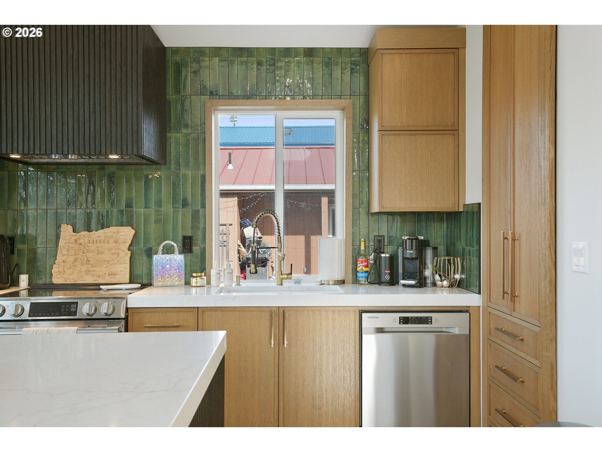 18989 NE Marine DR UNIT A6, Portland, OR, 97230