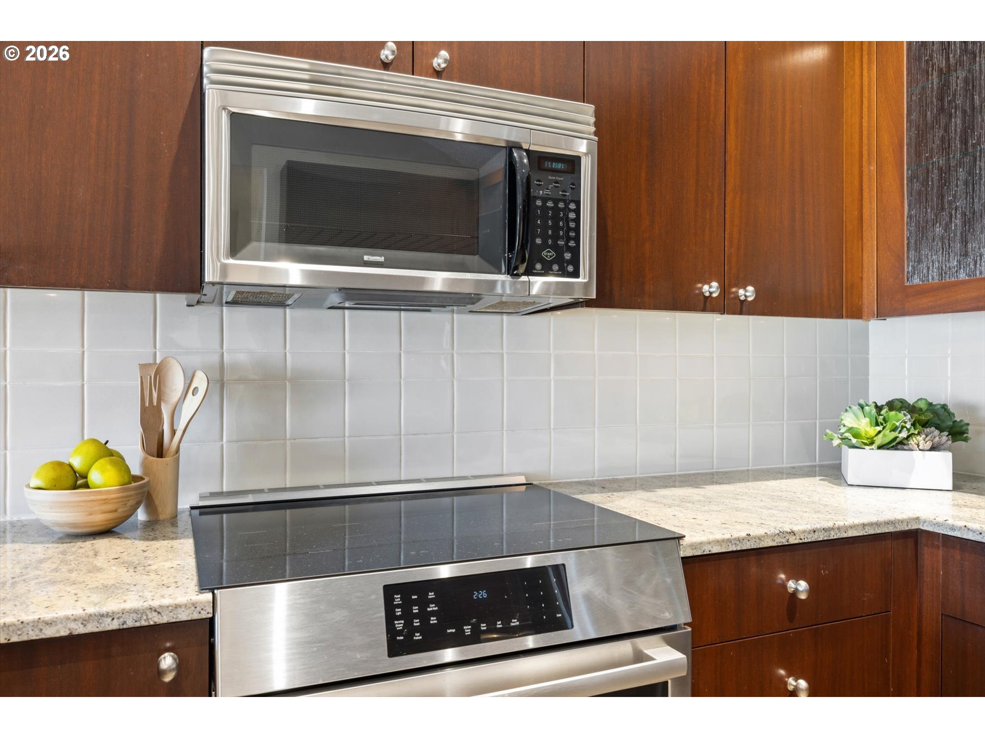 Photo #5: 611760283 Listing: Photo #5