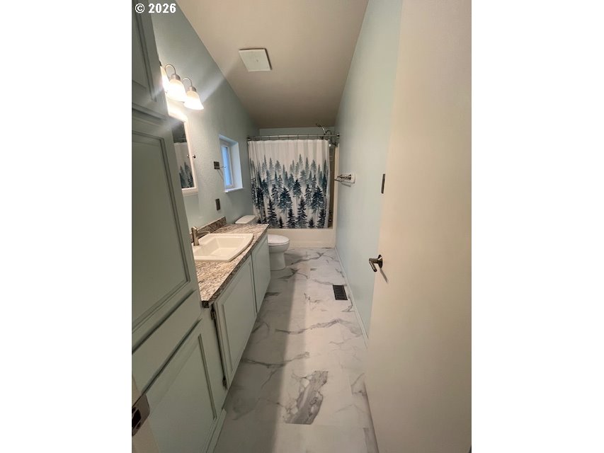 5147 HILLTOP DR, Florence, OR, 97439