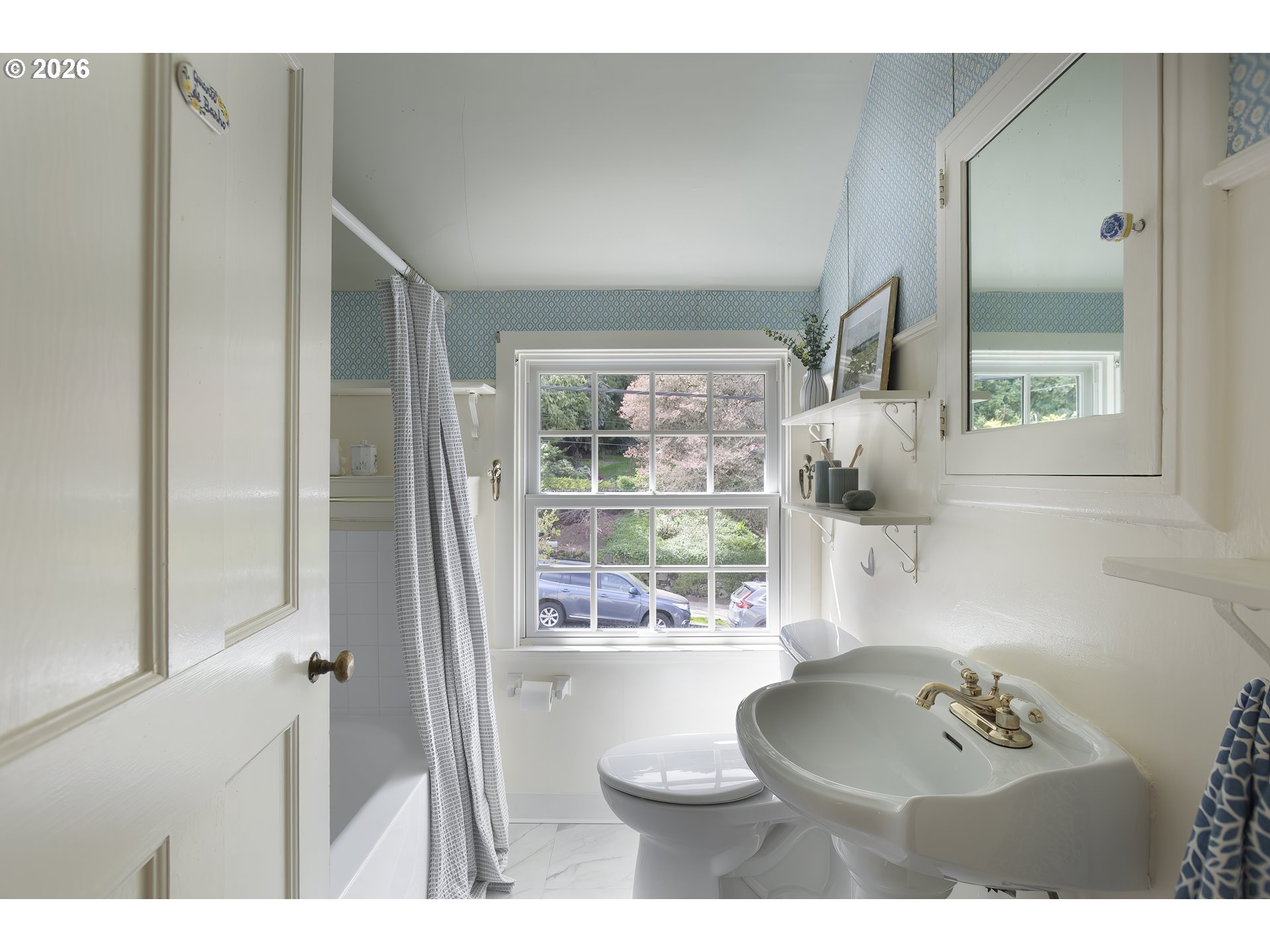 1808 NW ASPEN AVE, Portland, OR, 97210