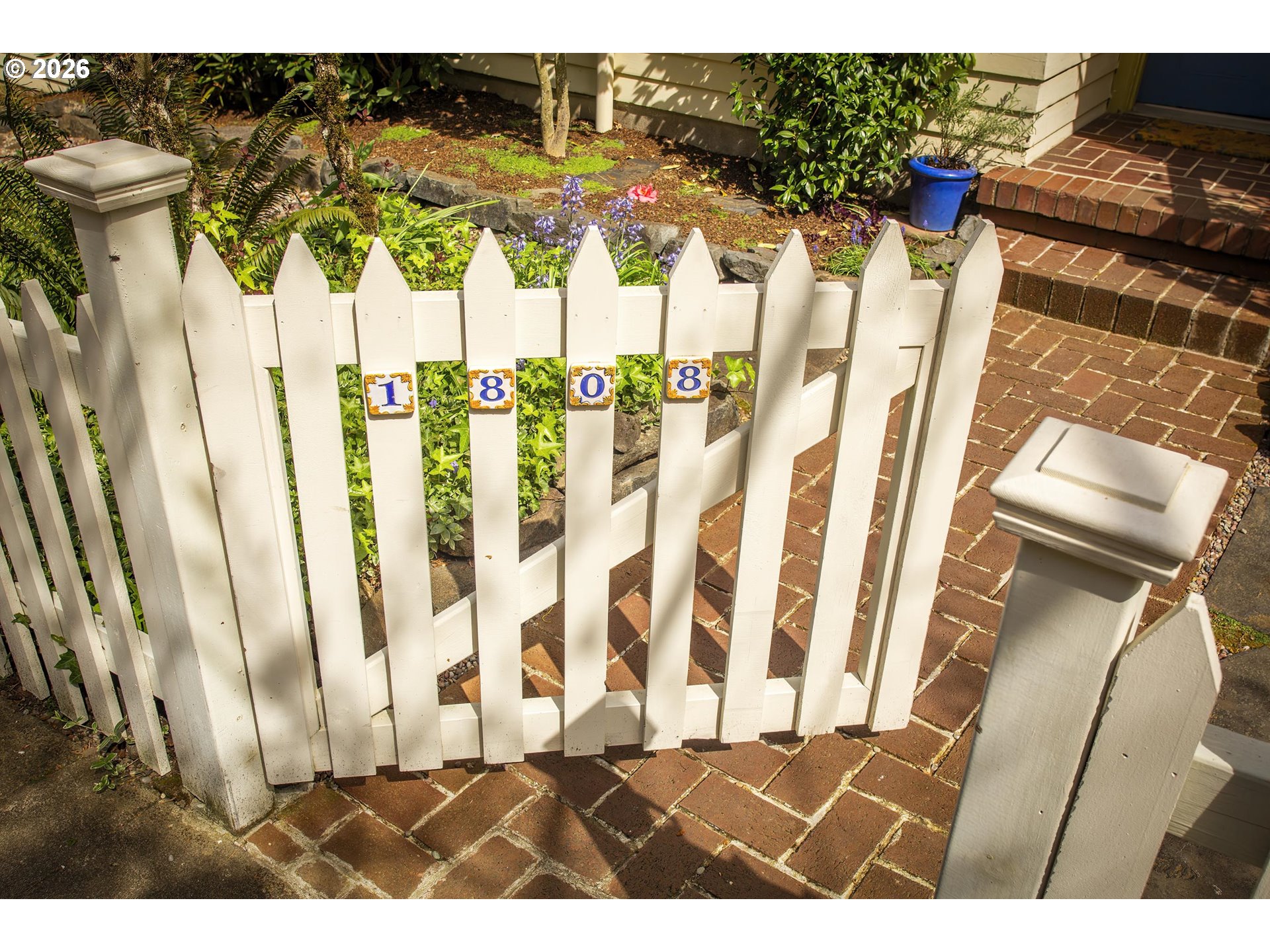 1808 NW ASPEN AVE, Portland, OR, 97210