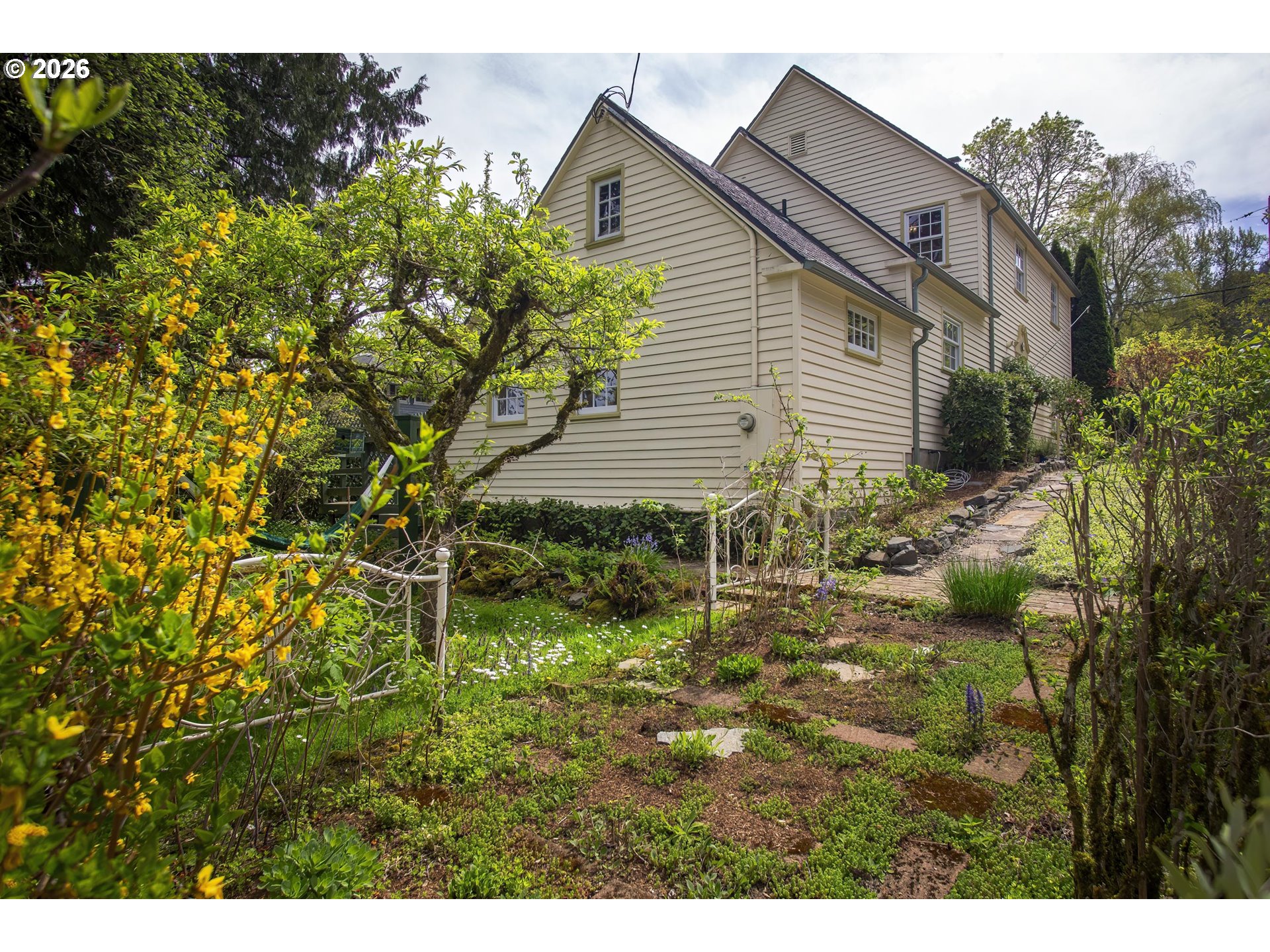 1808 NW ASPEN AVE, Portland, OR, 97210