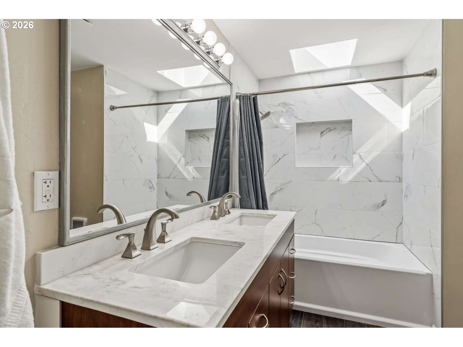 1214 MOORE ST, Brookings, OR, 97415