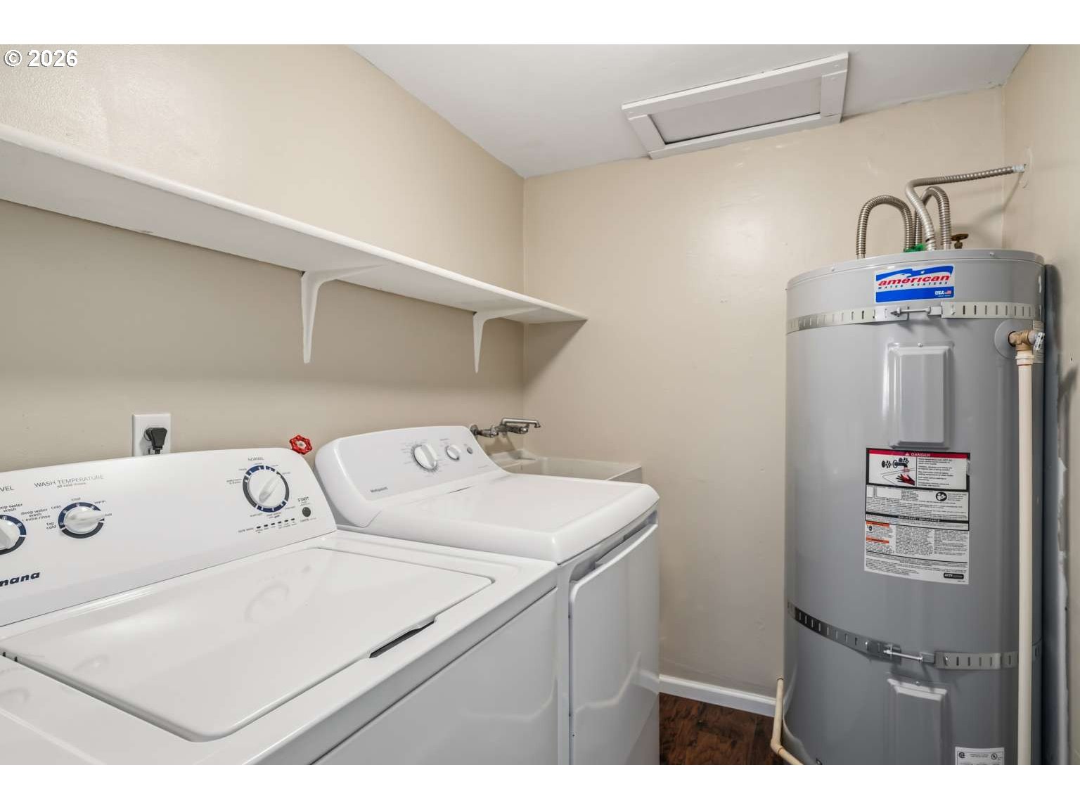 1214 MOORE ST, Brookings, OR, 97415