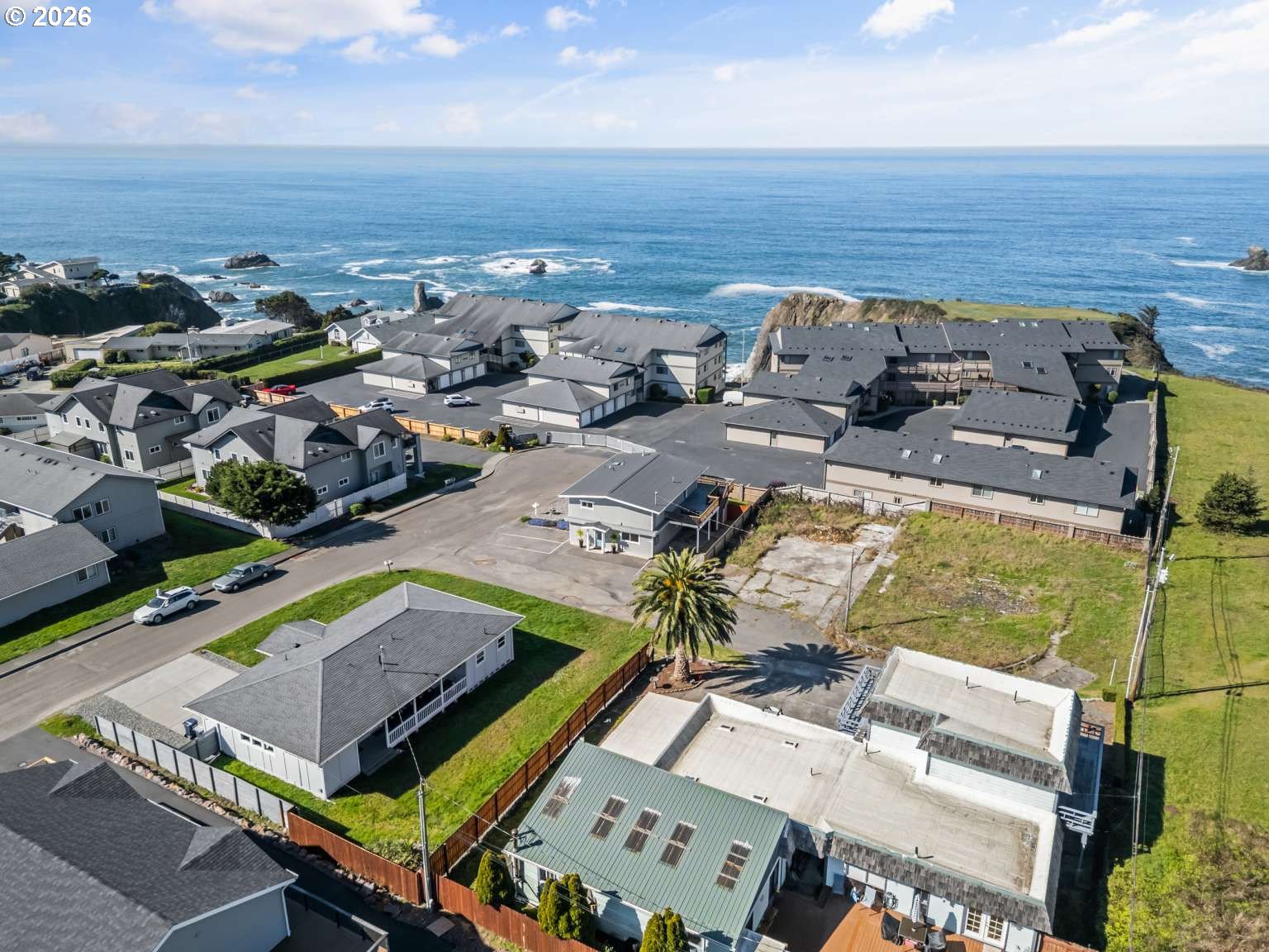 1214 MOORE ST, Brookings, OR, 97415