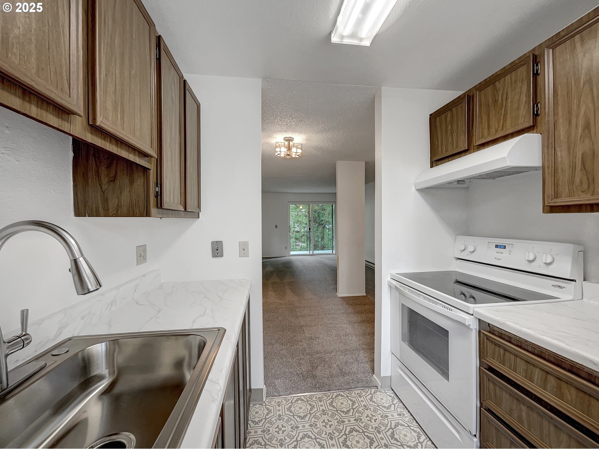 Photo #6: 613493014 Listing: Photo #6