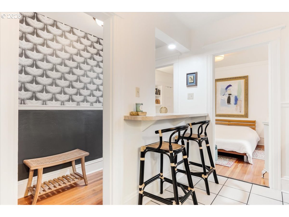 2109 NW IRVING ST UNIT 208, Portland, OR, 97210