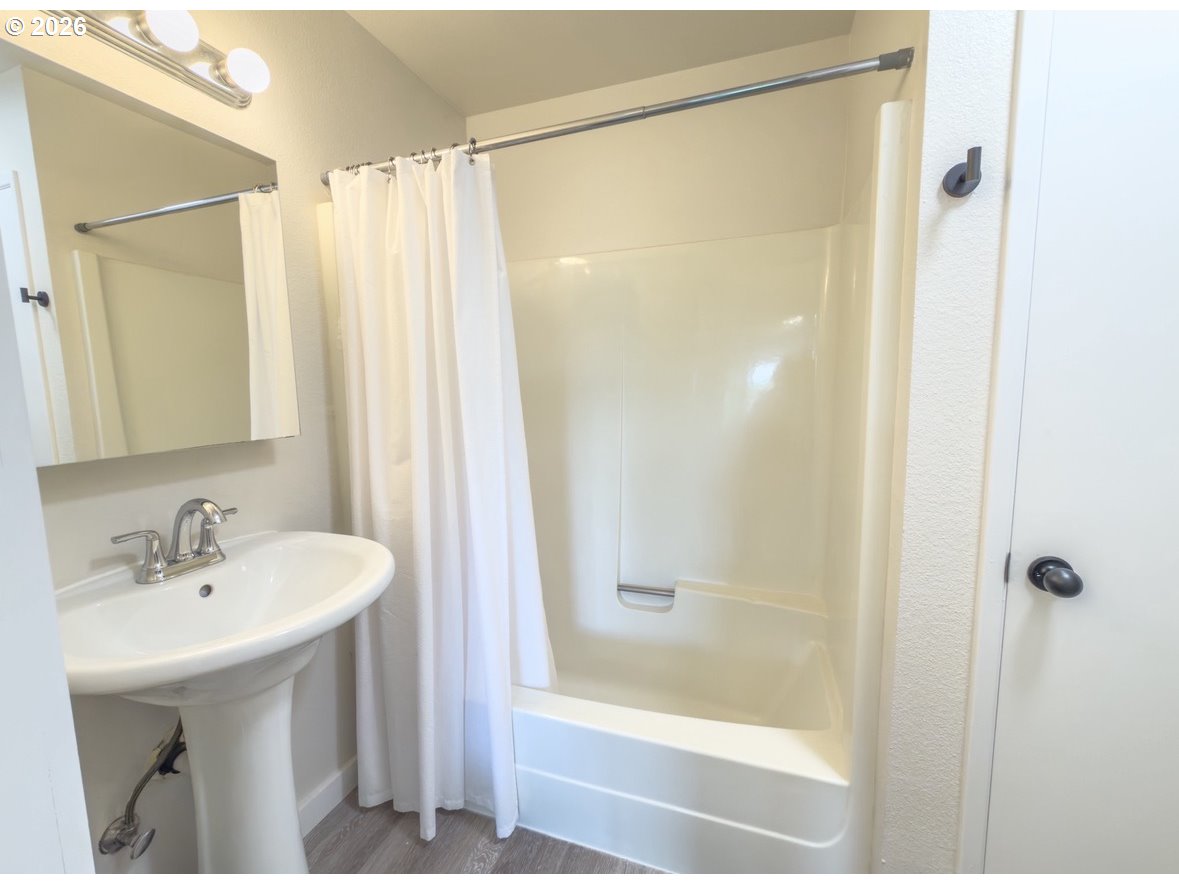 Photo #11: 613657957 Listing: Photo #11