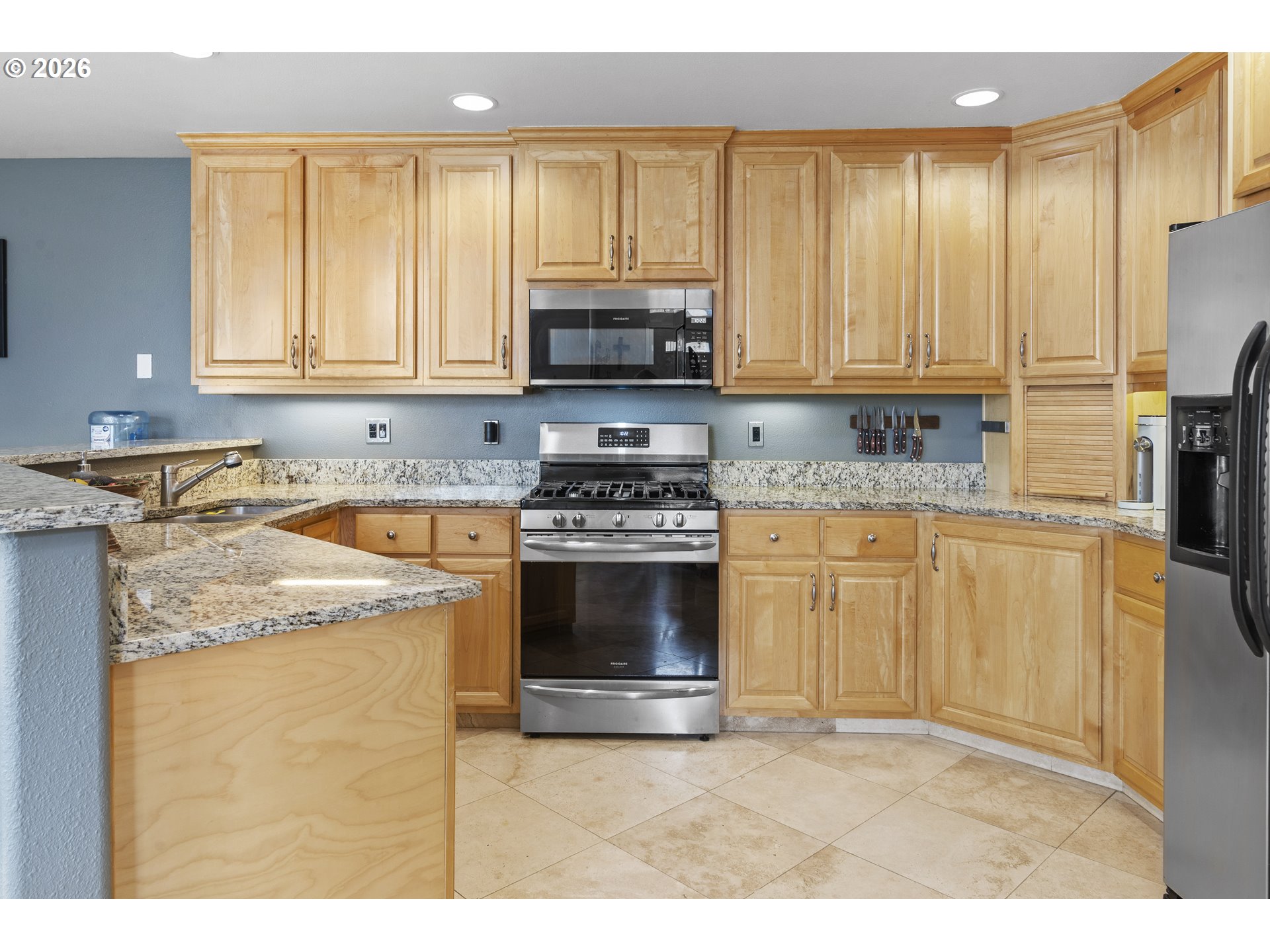 Photo #10: 613682038 Listing: Photo #10