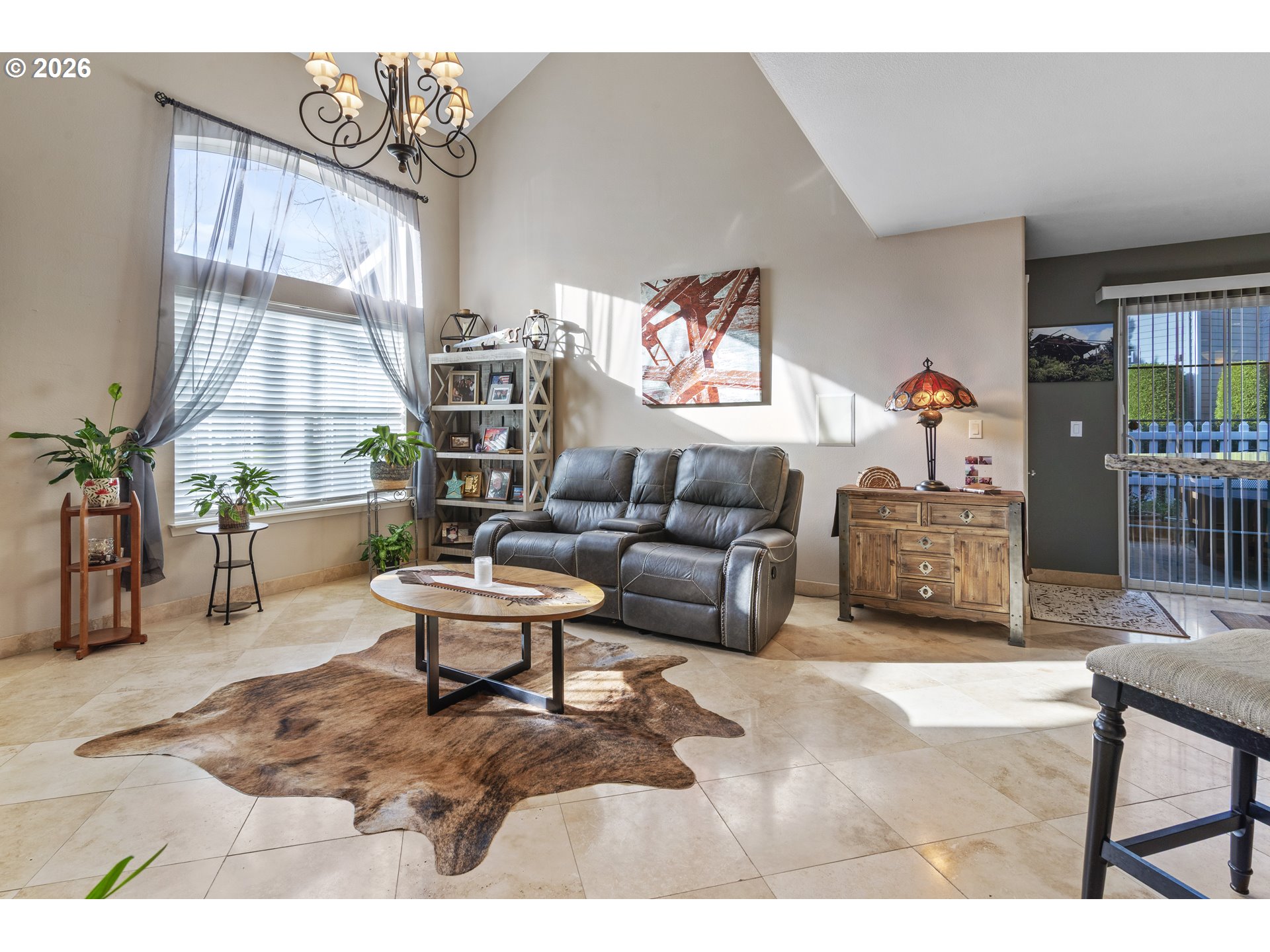 Photo #11: 613682038 Listing: Photo #11