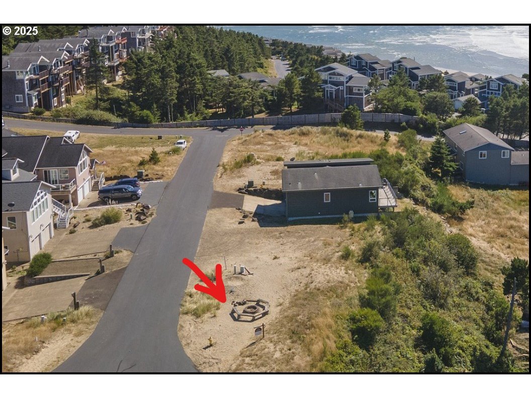 Crescent ST UNIT 12&13, Oceanside, OR, 97134