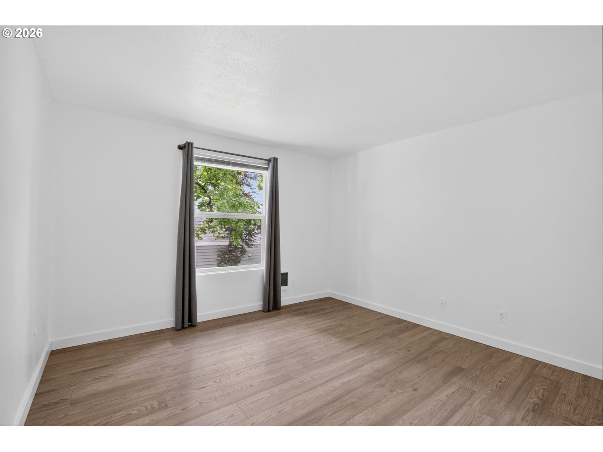 Photo #2: 614551593 Listing: Photo #2
