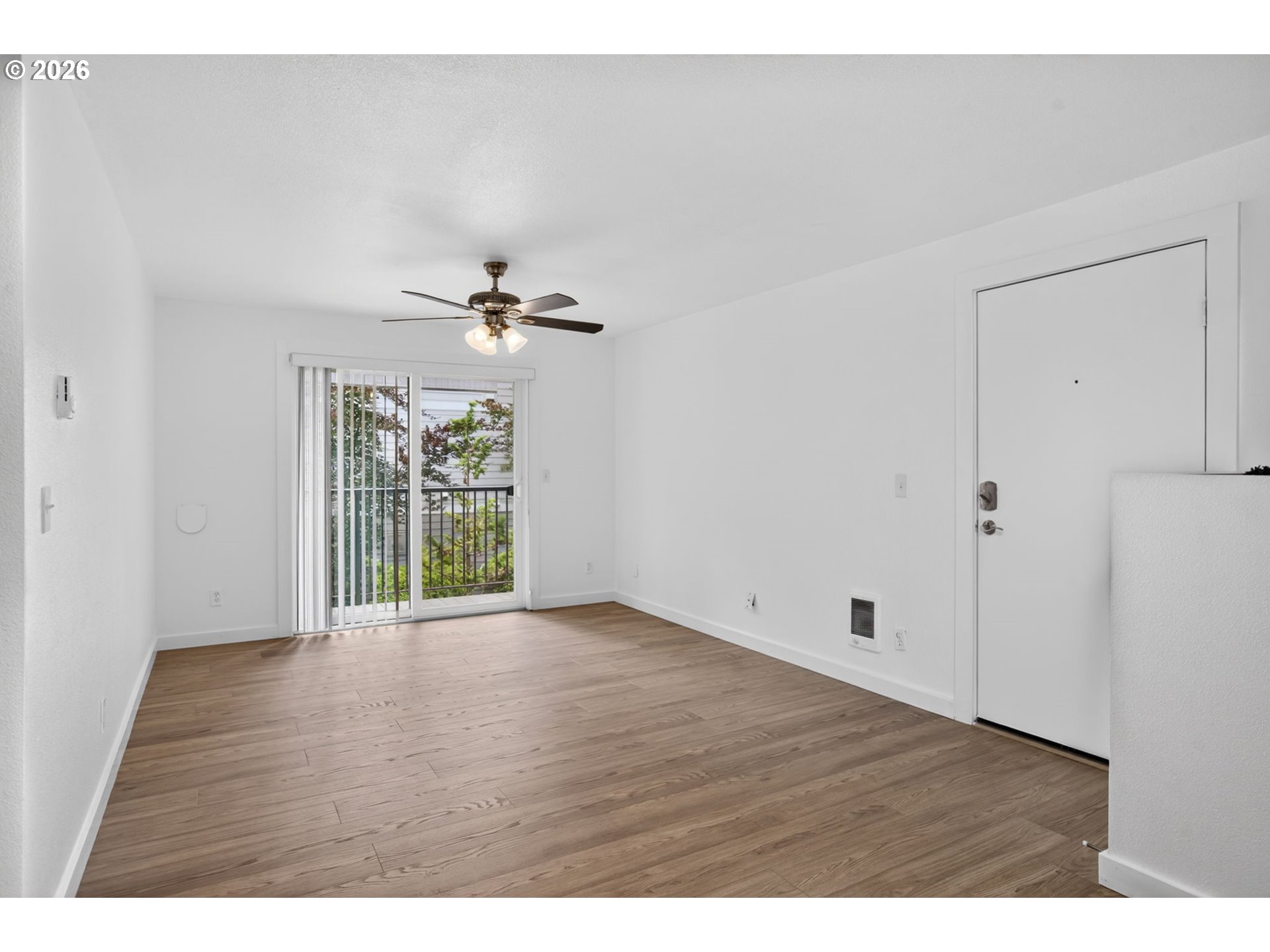 Photo #12: 614551593 Listing: Photo #12