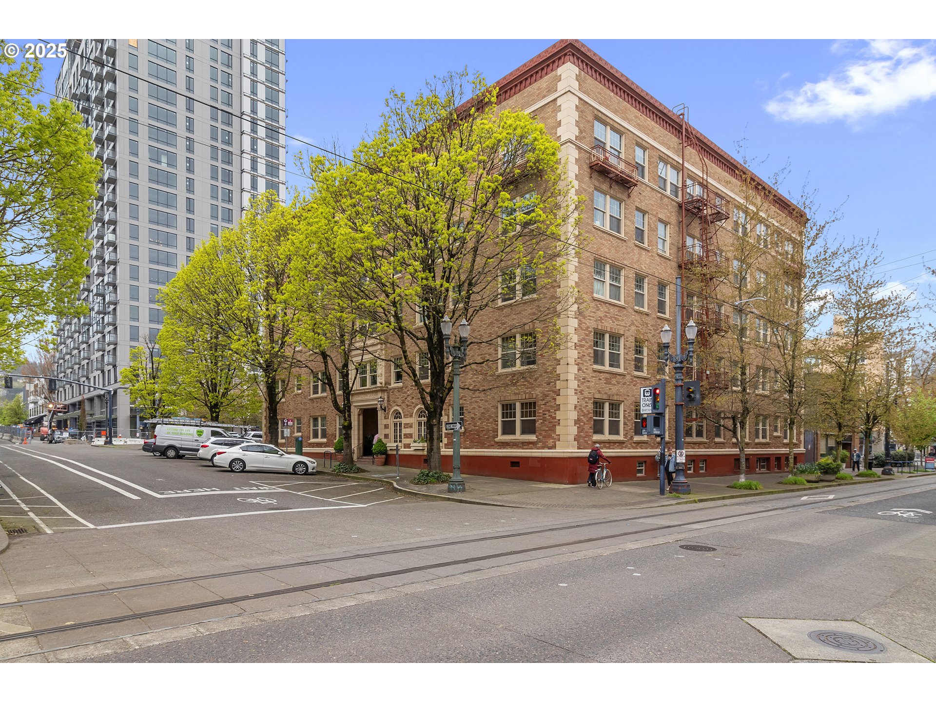 Photo #1: 614709320 Listing: Photo #1