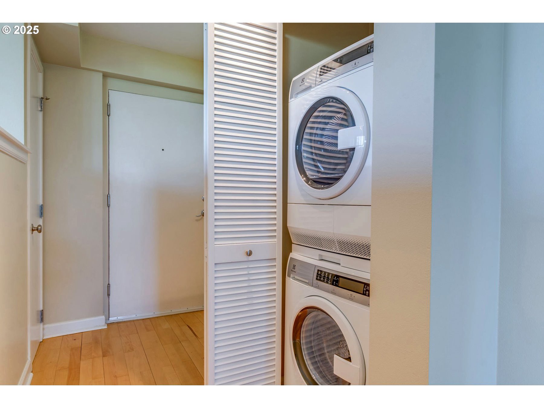 Photo #20: 614839338 Listing: Photo #20