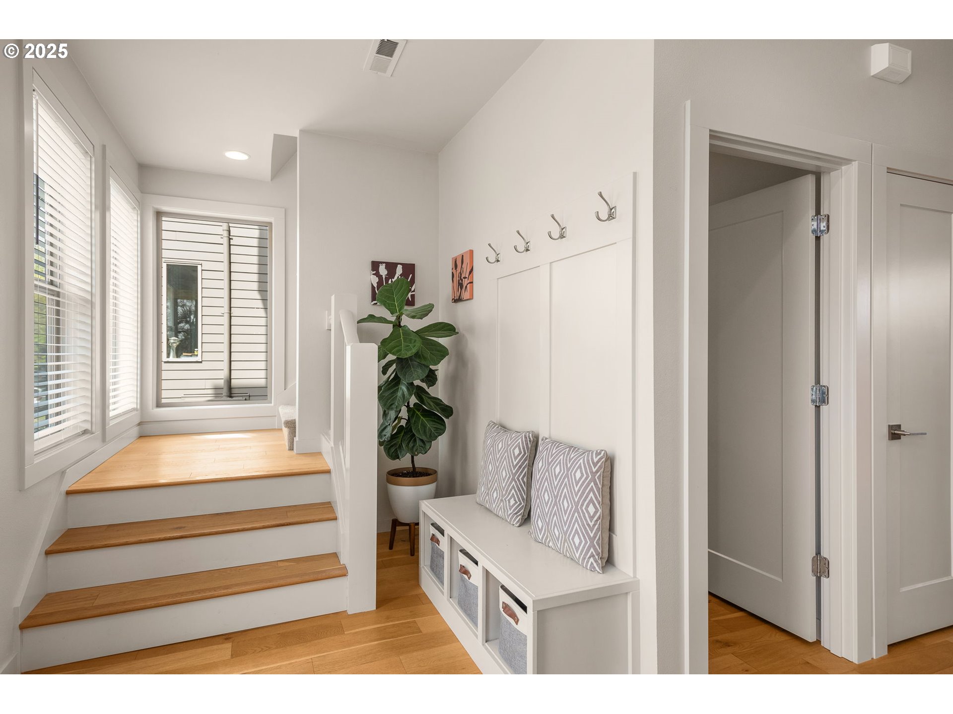 Photo #3: 614840210 Listing: Photo #3