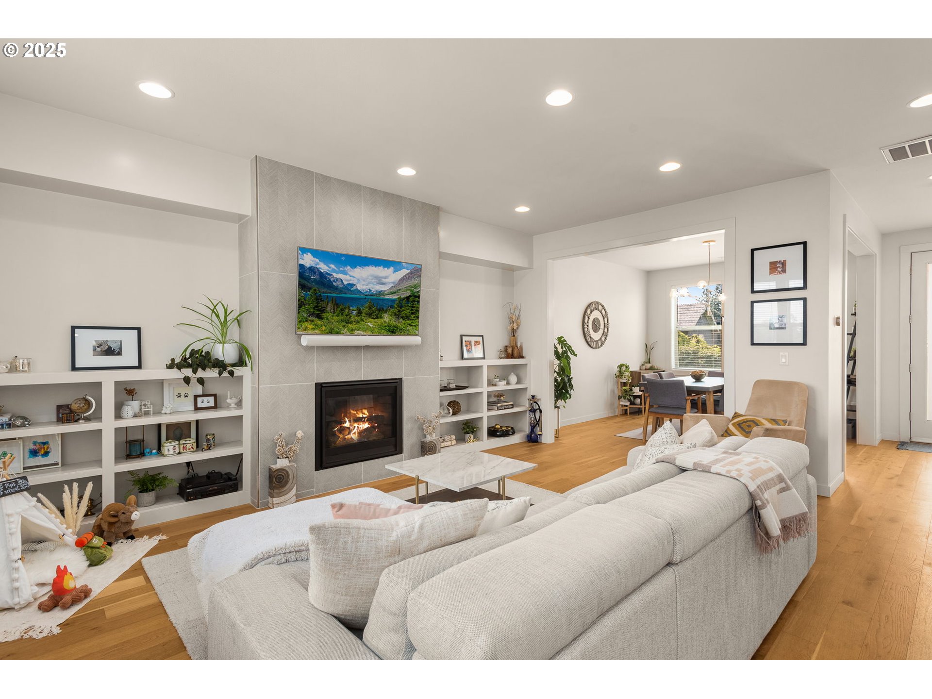 Photo #12: 614840210 Listing: Photo #12