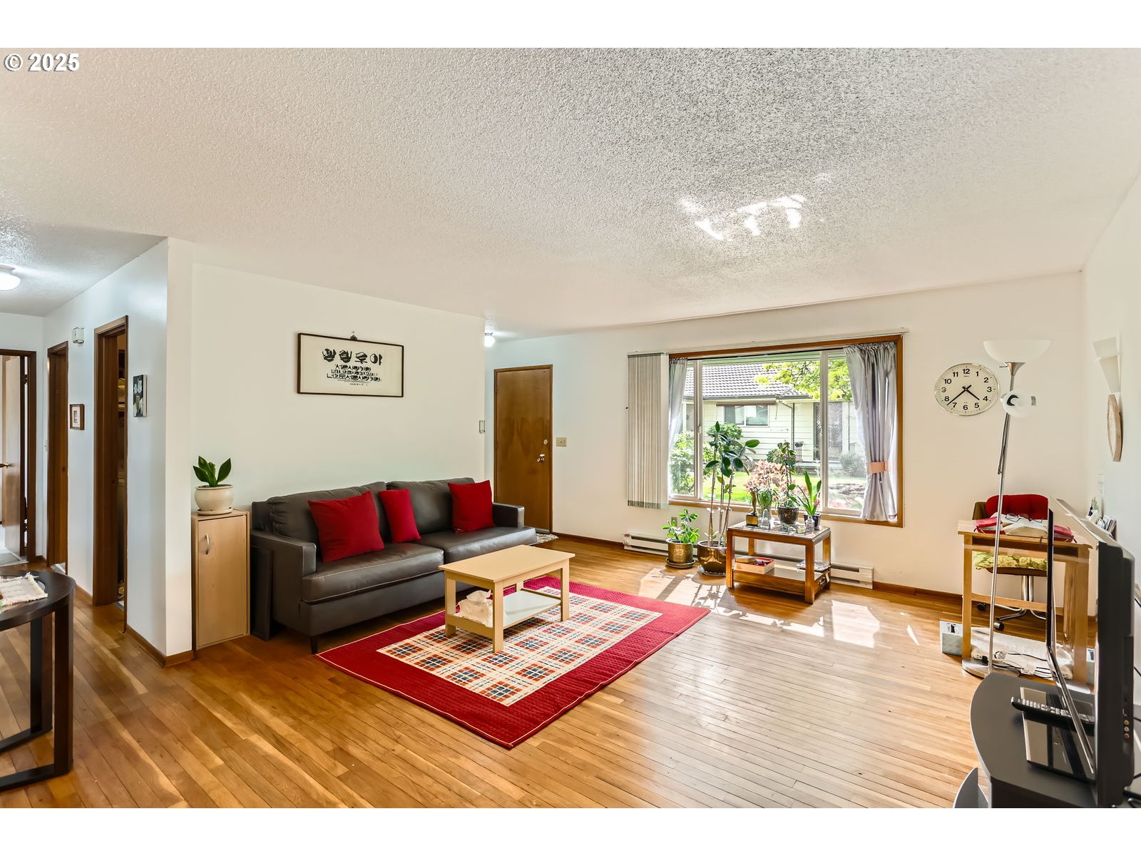 12330 SE MAIN ST, Portland, OR, 97233