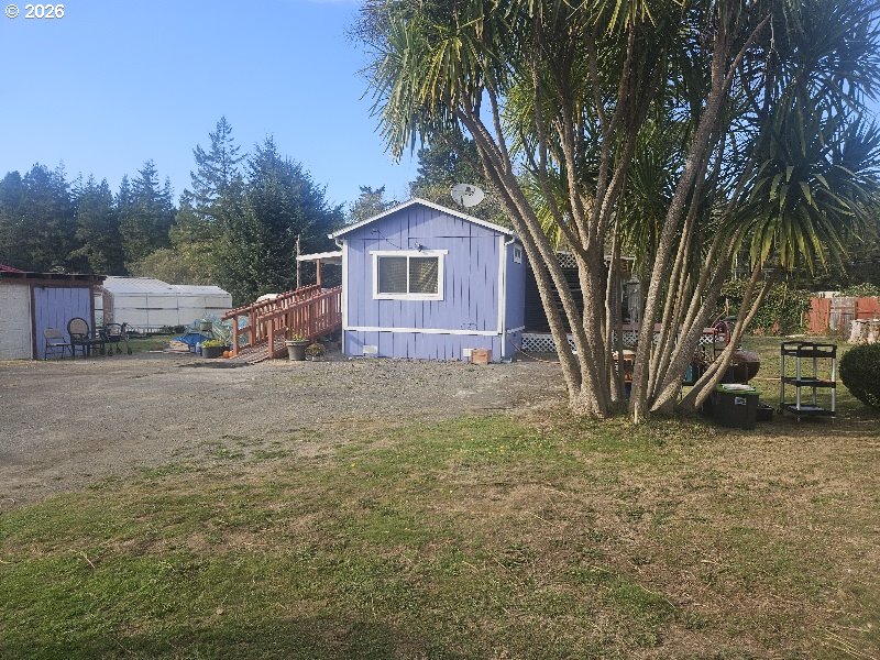 93639 DEER HAVEN LN, North Bend, OR 97459