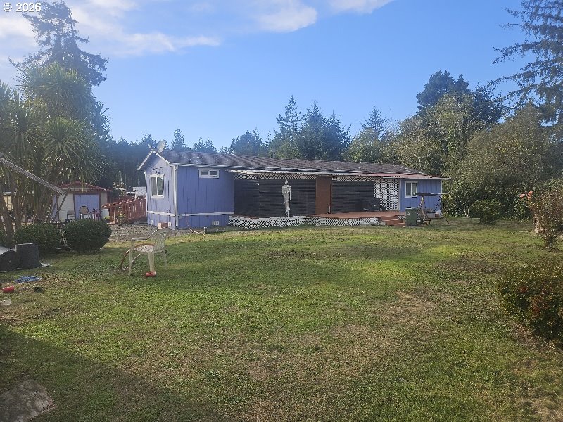 93639 DEER HAVEN LN, North Bend, OR 97459