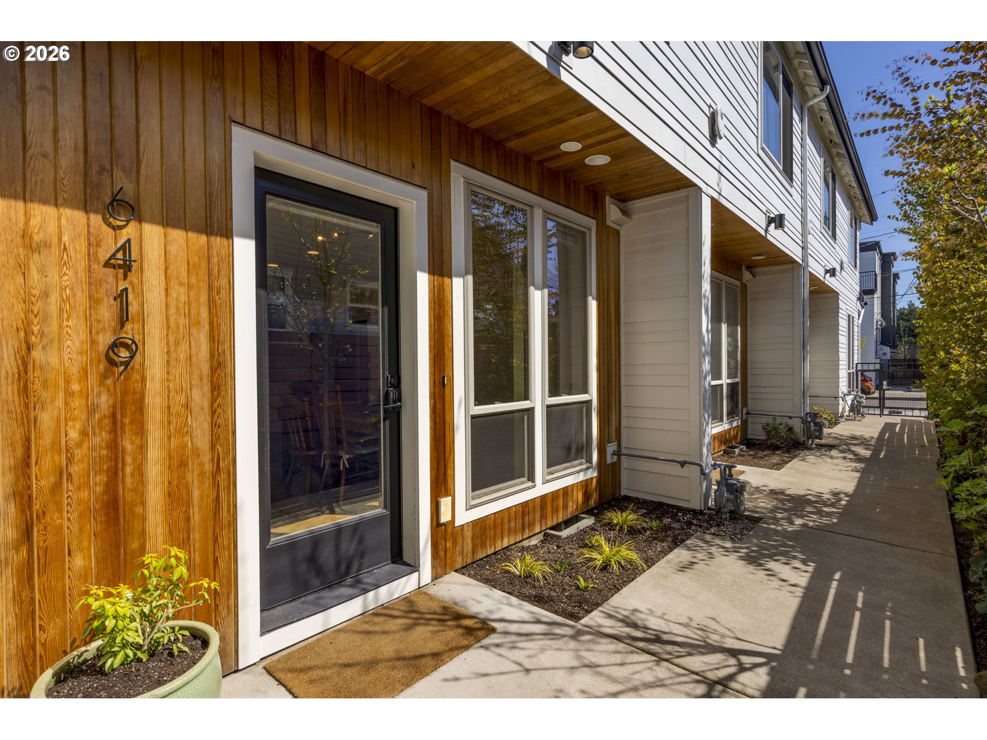 Photo #3: 618489965 Listing: Photo #3