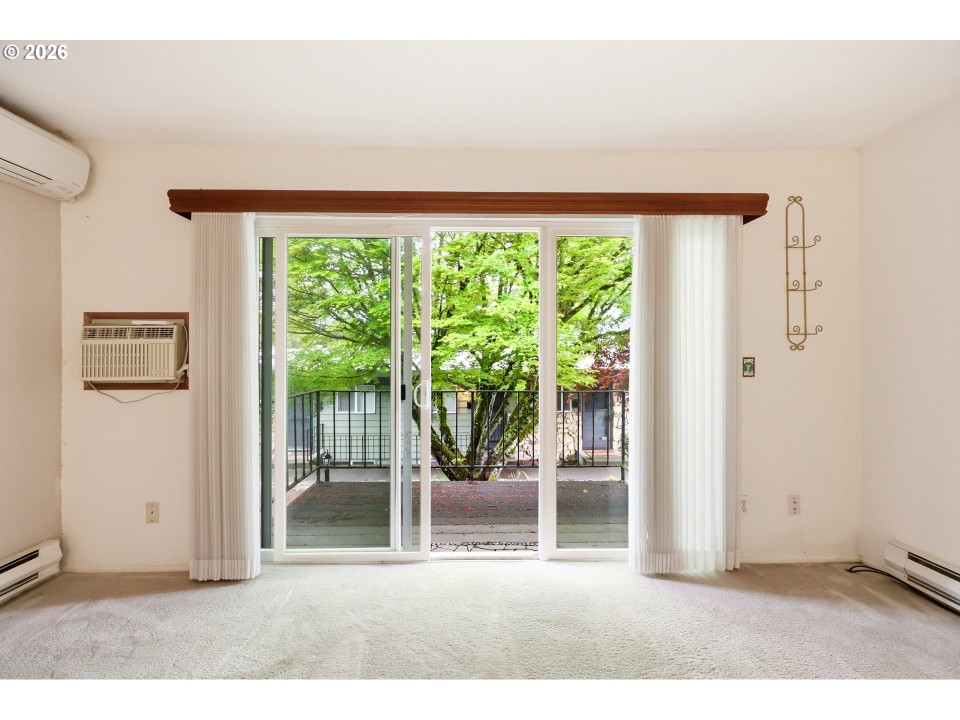 Photo #6: 619158978 Listing: Photo #6
