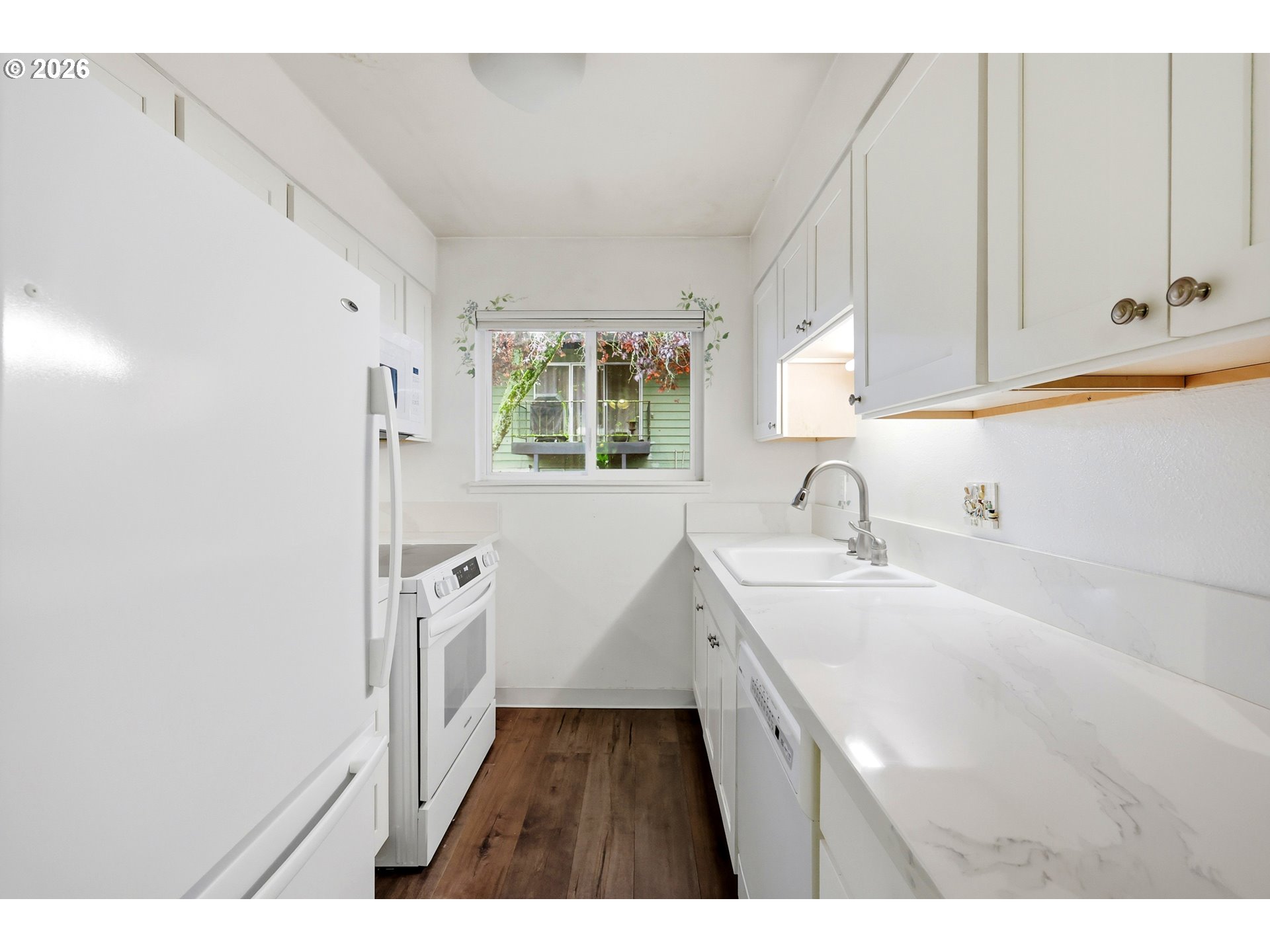 Photo #11: 619158978 Listing: Photo #11