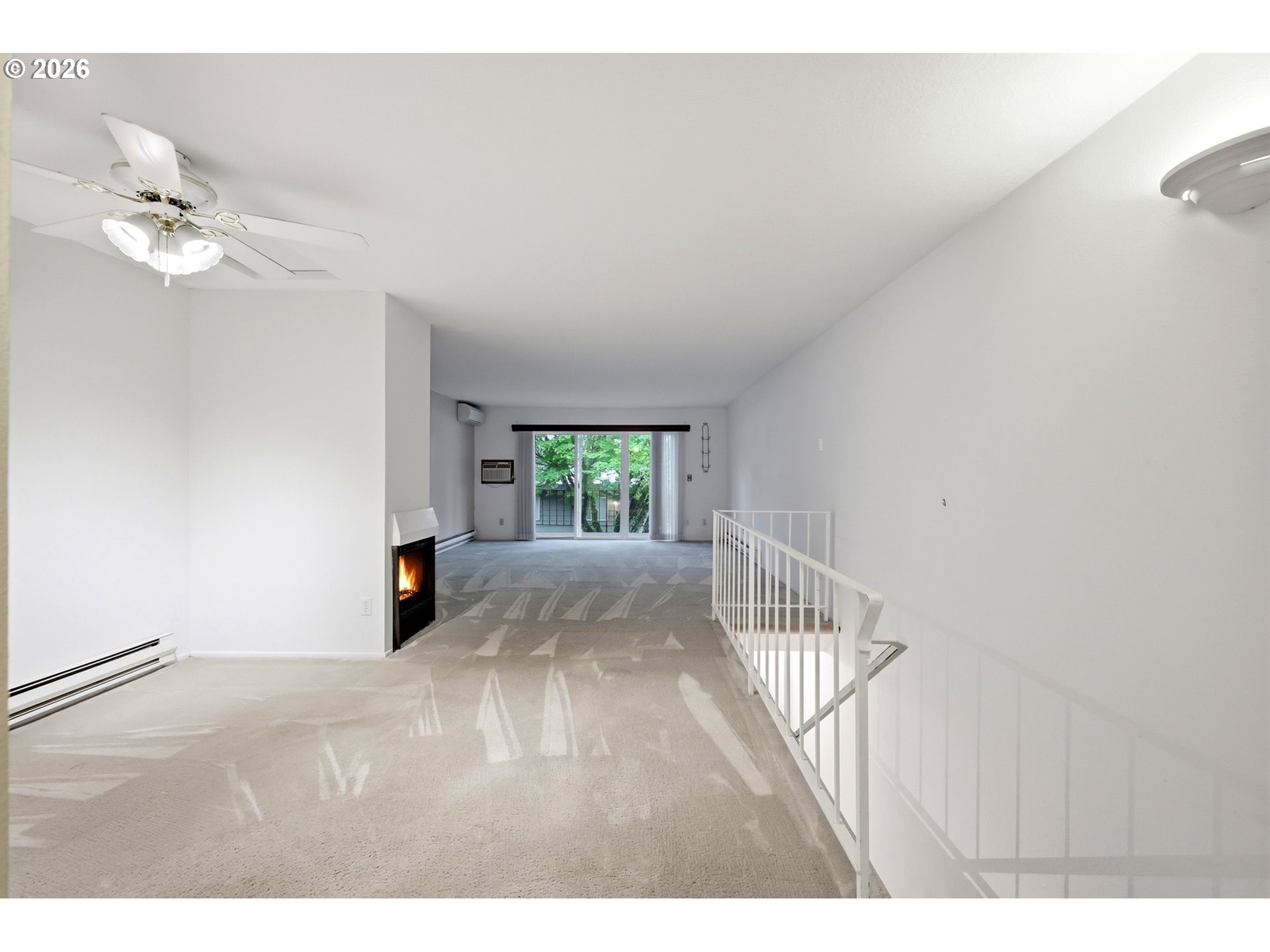 Photo #4: 619158978 Listing: Photo #4