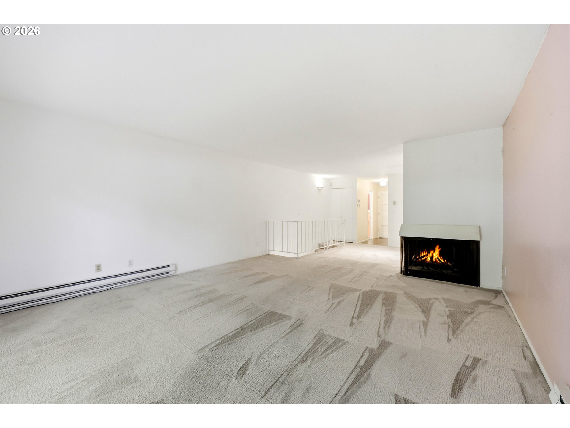 Photo #8: 619158978 Listing: Photo #8
